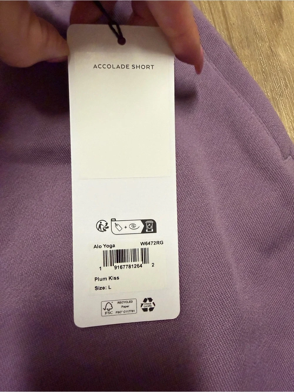 NWT alo accolade short
